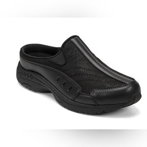 Easy Spirit Women’s Black Slip-On Loafers Size 10 WW (Extra Wide)